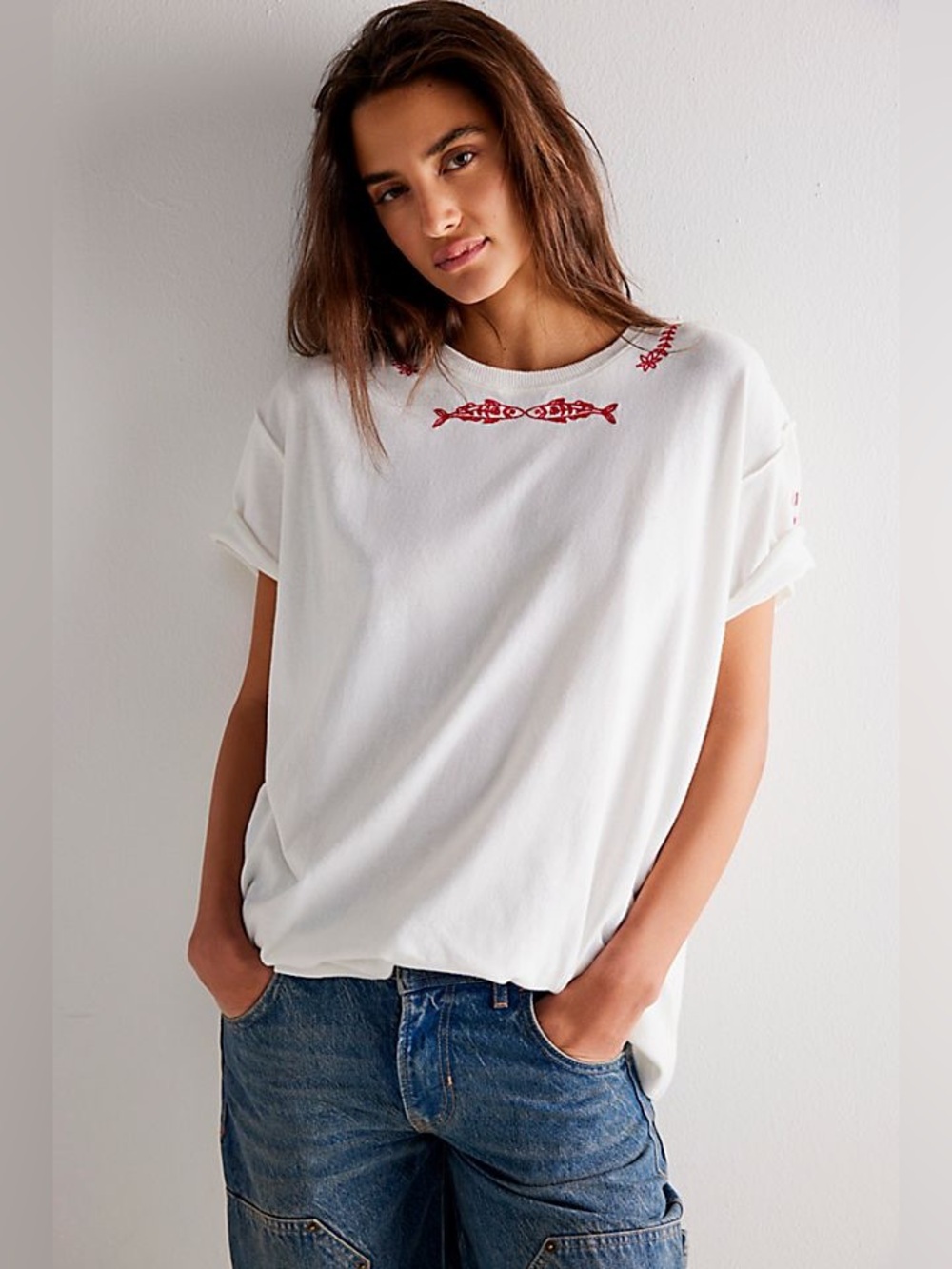 We The Free Horsinā Around Tee in Kissing Fish, Medium, NWOT
